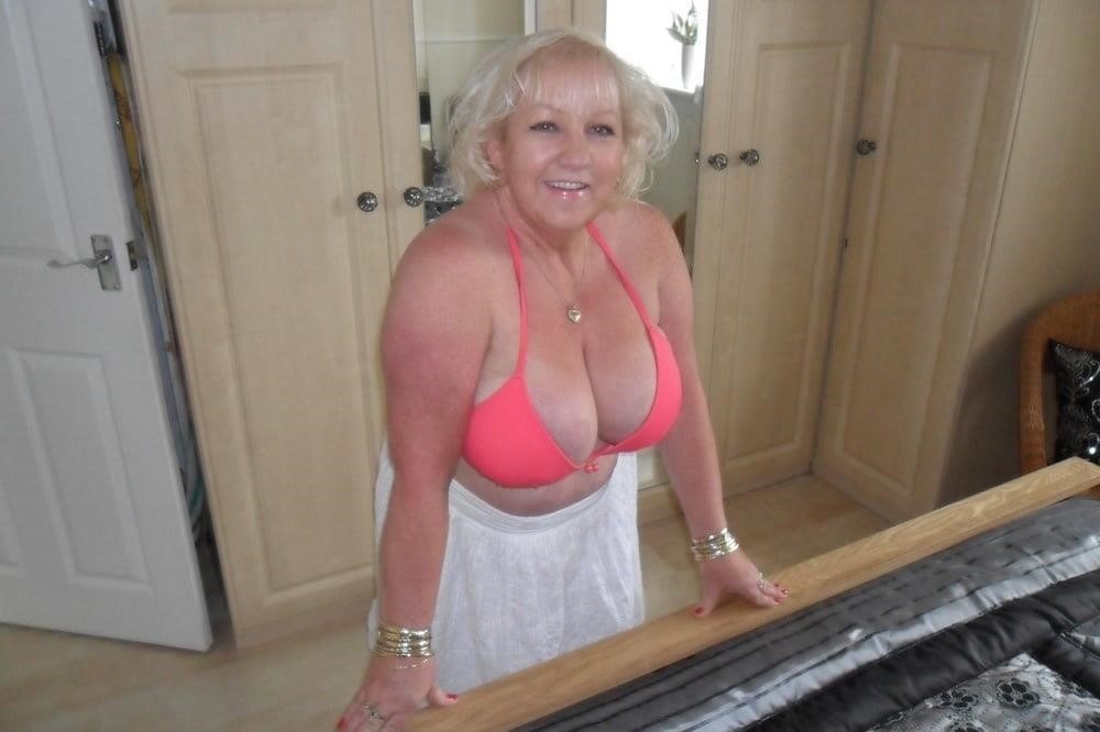Hot old lady big tits