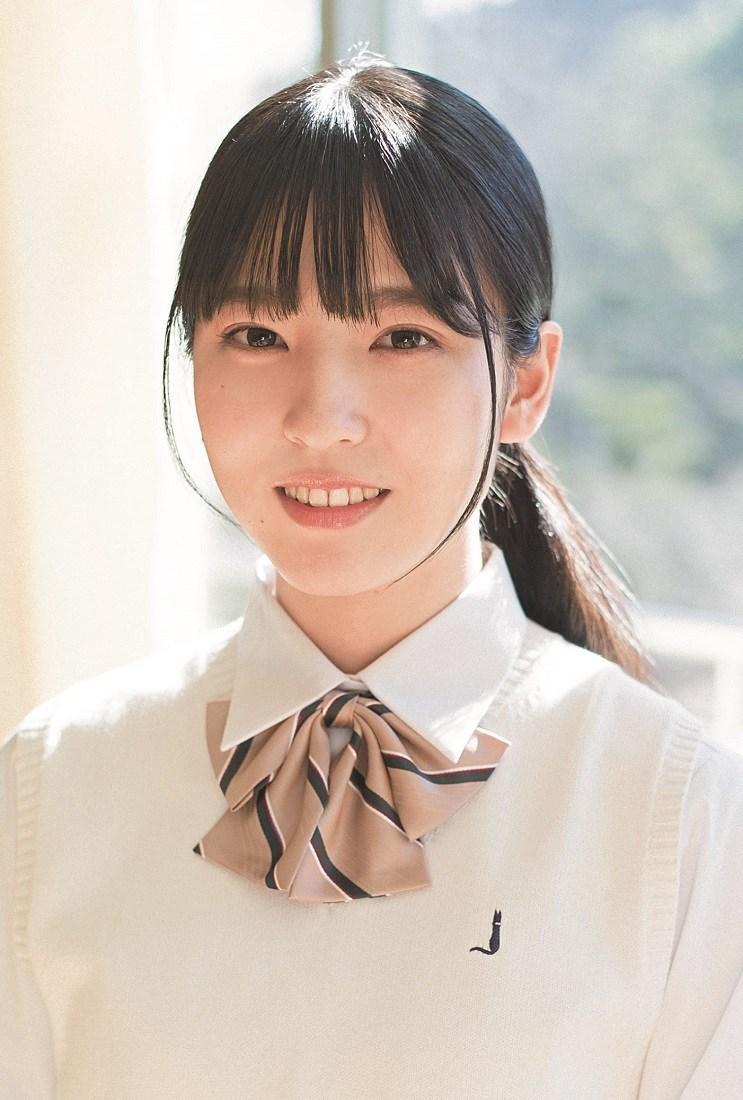 与田祐希、清宫令全制服写真杂志《graduation 2019 高校/中学卒业》发布(7)