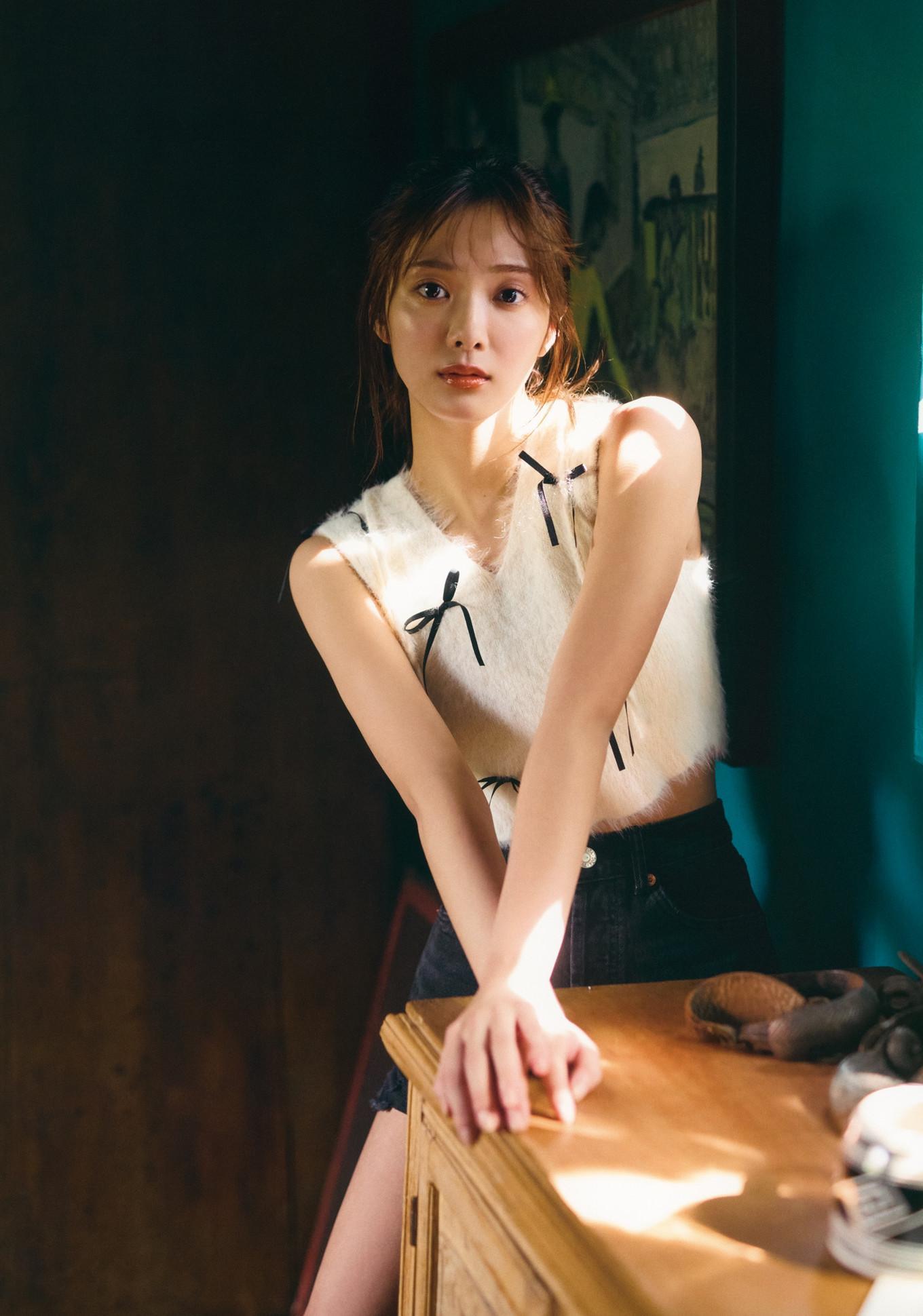 Hono Tamura 田村保乃, 2nd写真集 『隣の席になりたい』 Set.02(43)
