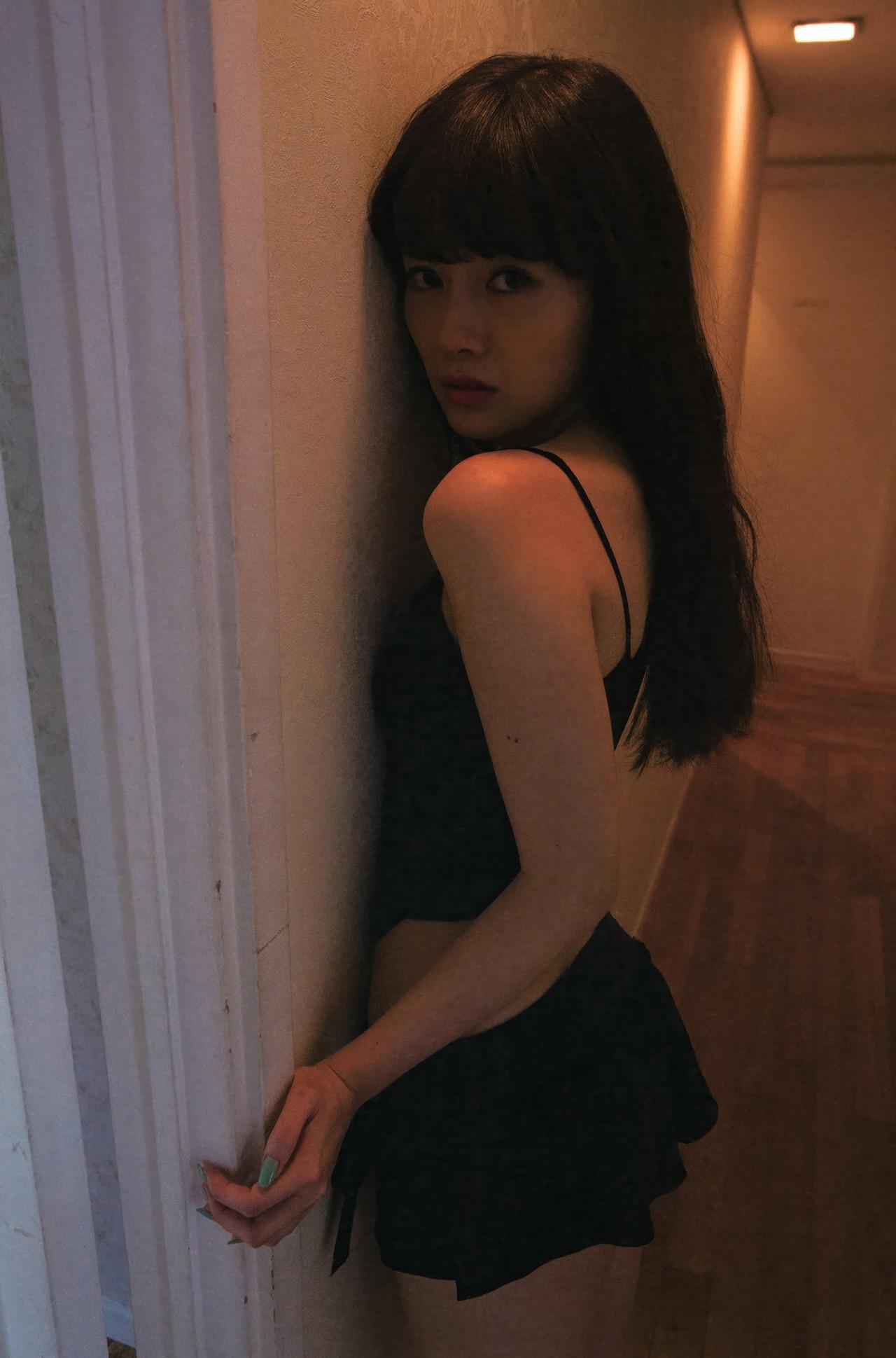 Mai Shiraishi 白石麻衣, ファースト写真集 「清純な大人」 Set.03(37)