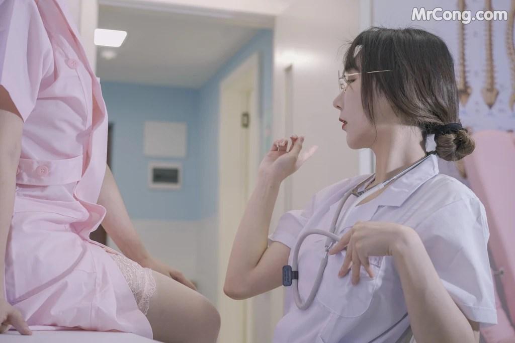 Coser@云溪溪 (Yunx1x1) Vol.030: 奶桃 N47医护 (80 photos )(21)