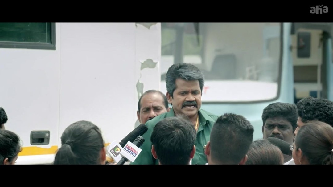 LKG (2021) Telugu Org Vers 720p WEB-DL AVC AAC ESub-BWT Exclusive LKG (2021) Telugu Org Vers 720p WEB-DL AVC AAC ESub-BWT Exclusive