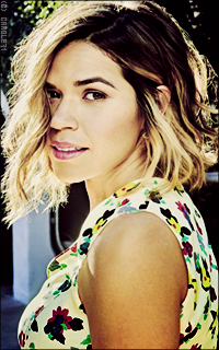 America Ferrera 6fhGDVVc_o