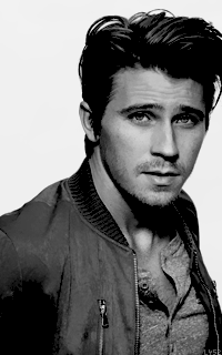 Garrett Hedlund UPA4S60M_o