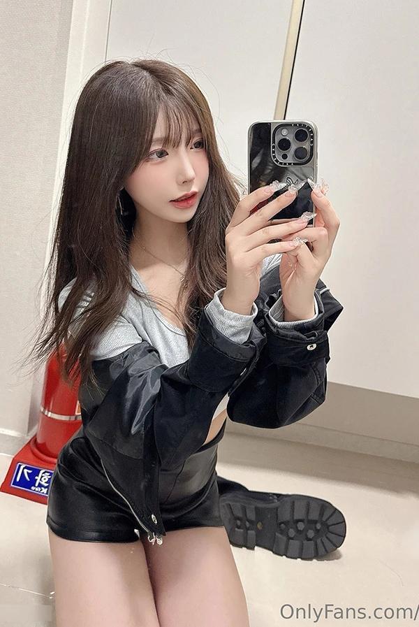 白嫩美女神lovechuu 财阀的爱宠私拍尺度图(10)