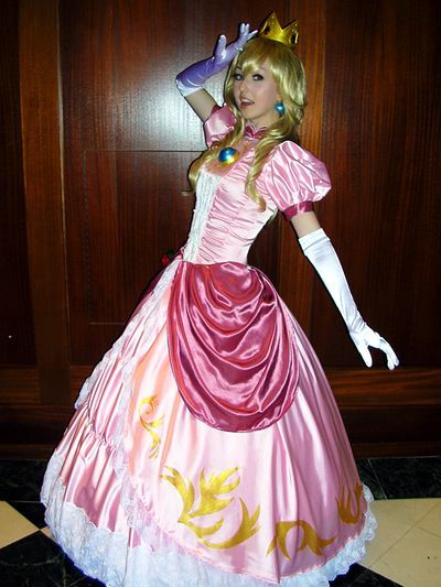 The Best Princess Peach Cosplay