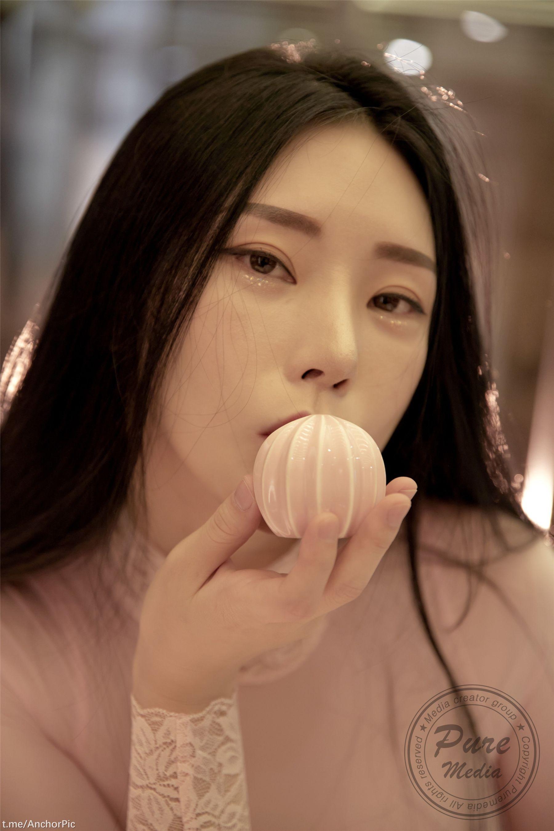 Pure Media Vol. 247 Riha(5)