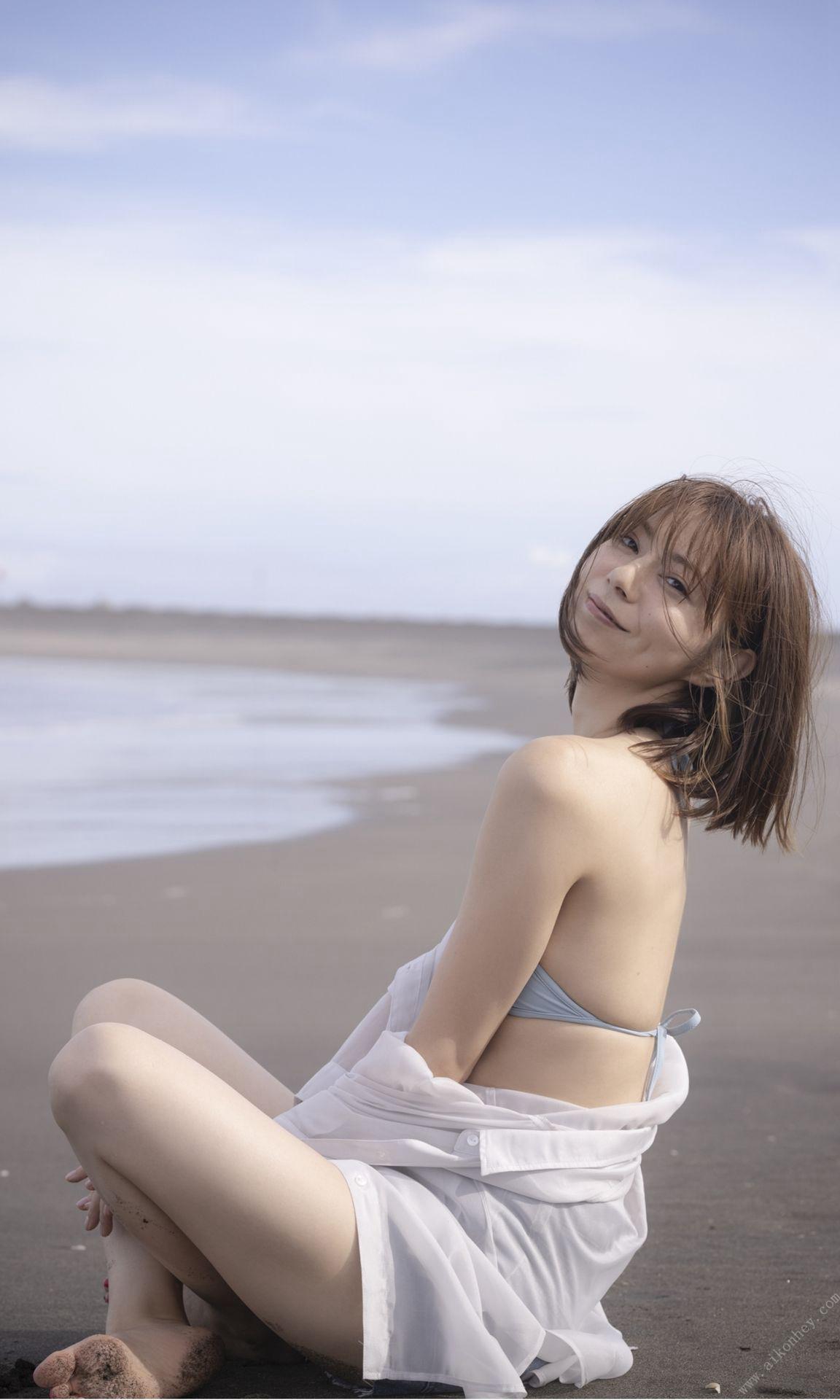 Yuria Haga 芳賀優里亜, 週プレ Photo Book 「最高のヒロイン」 Set.02(27)