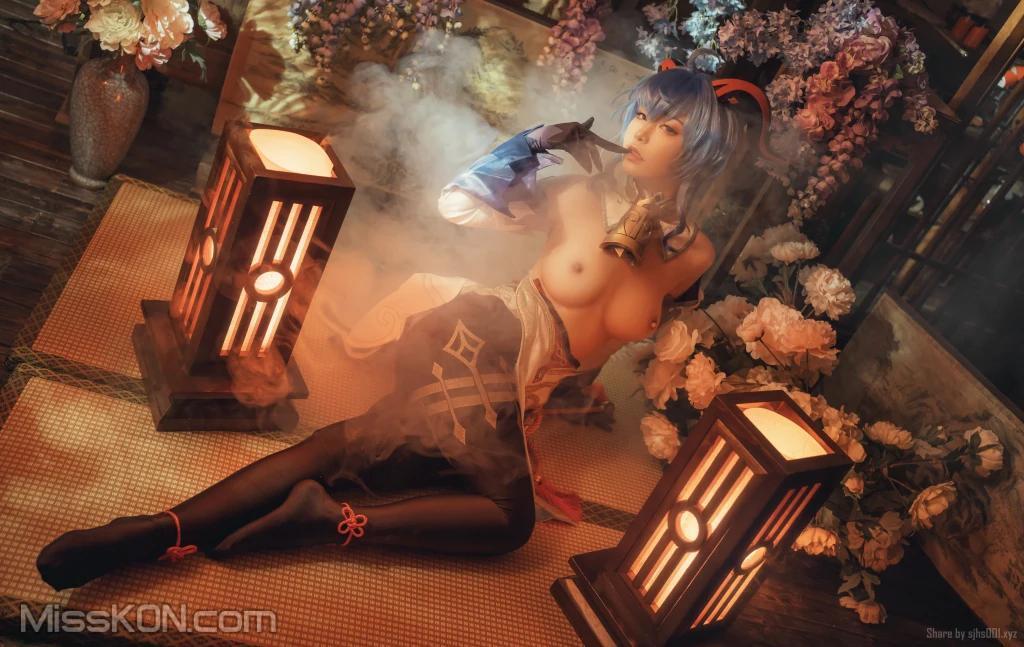 Coser@爆机少女喵小吉 (Nekokoyoshi): 原神-甘雨 (49 photos )(8)