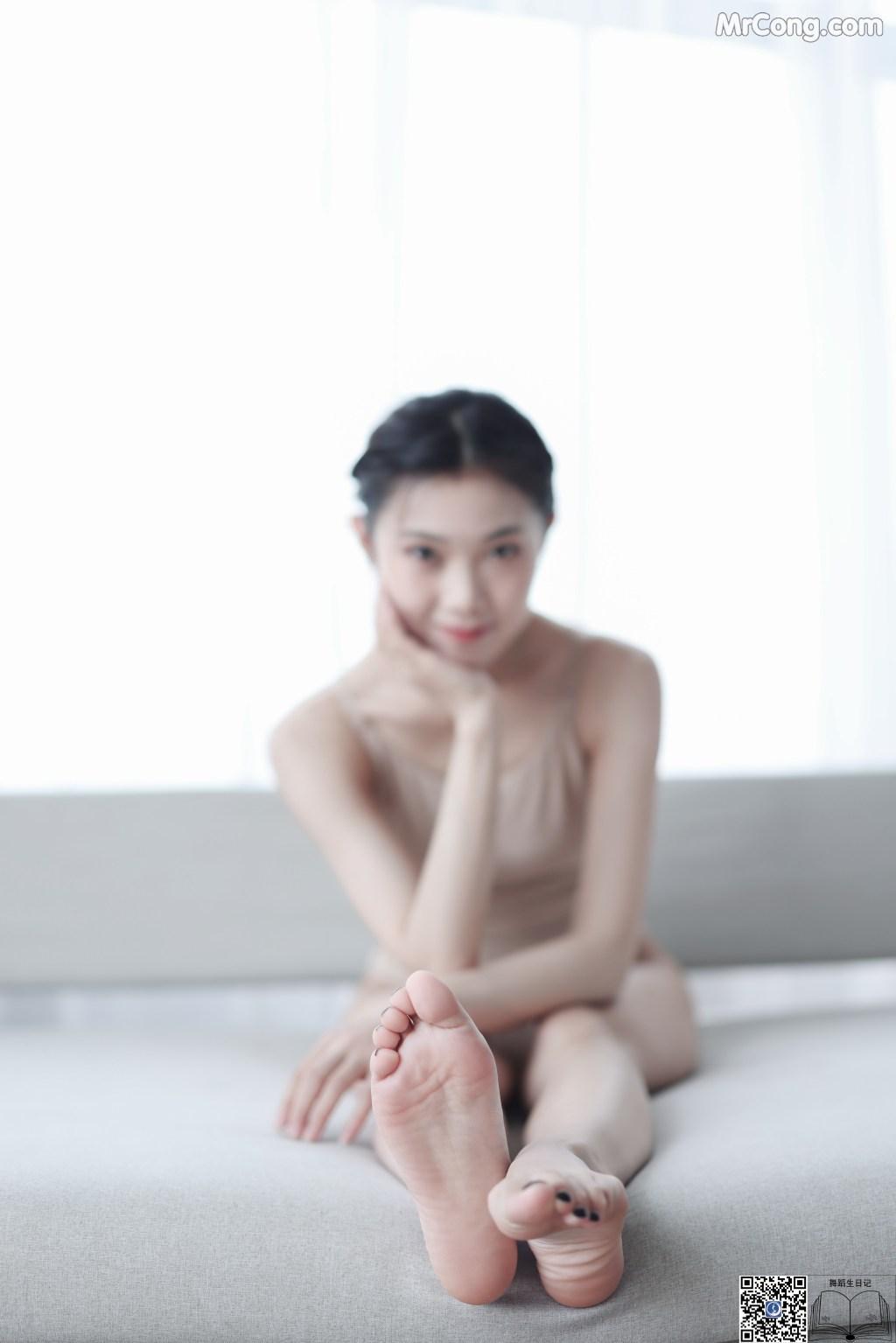 GALLI Vol.002: (49 photos)(48)