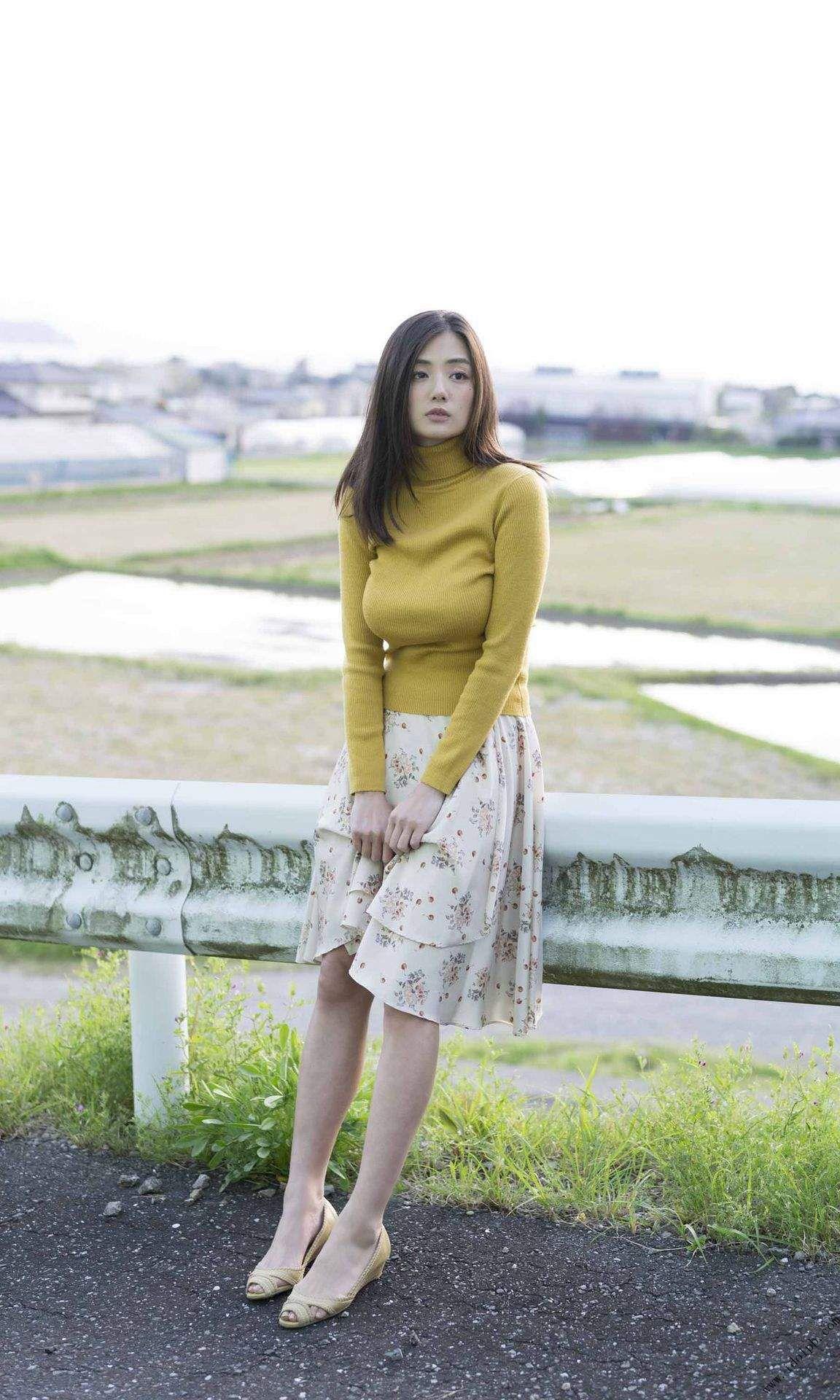 片山萌美 Moemi Katayama 《覚醒》 [PB写真集](20)