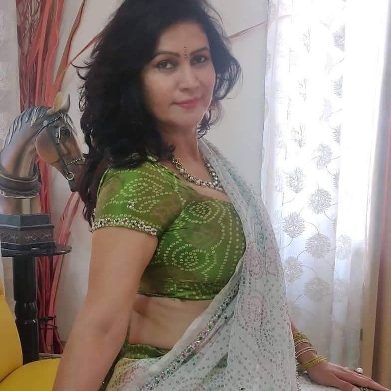 Tamilnadu saree aunty-2365