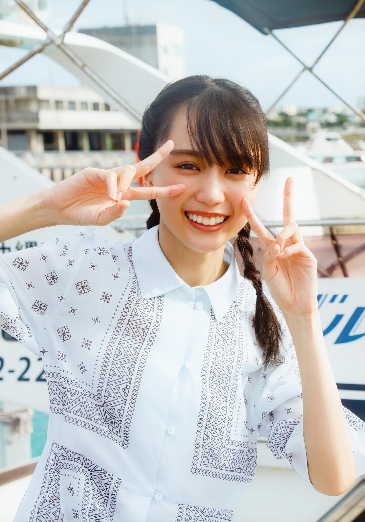 Haruka Kaki 賀喜遥香, 1st写真集 [まっさら] Set.01(43)