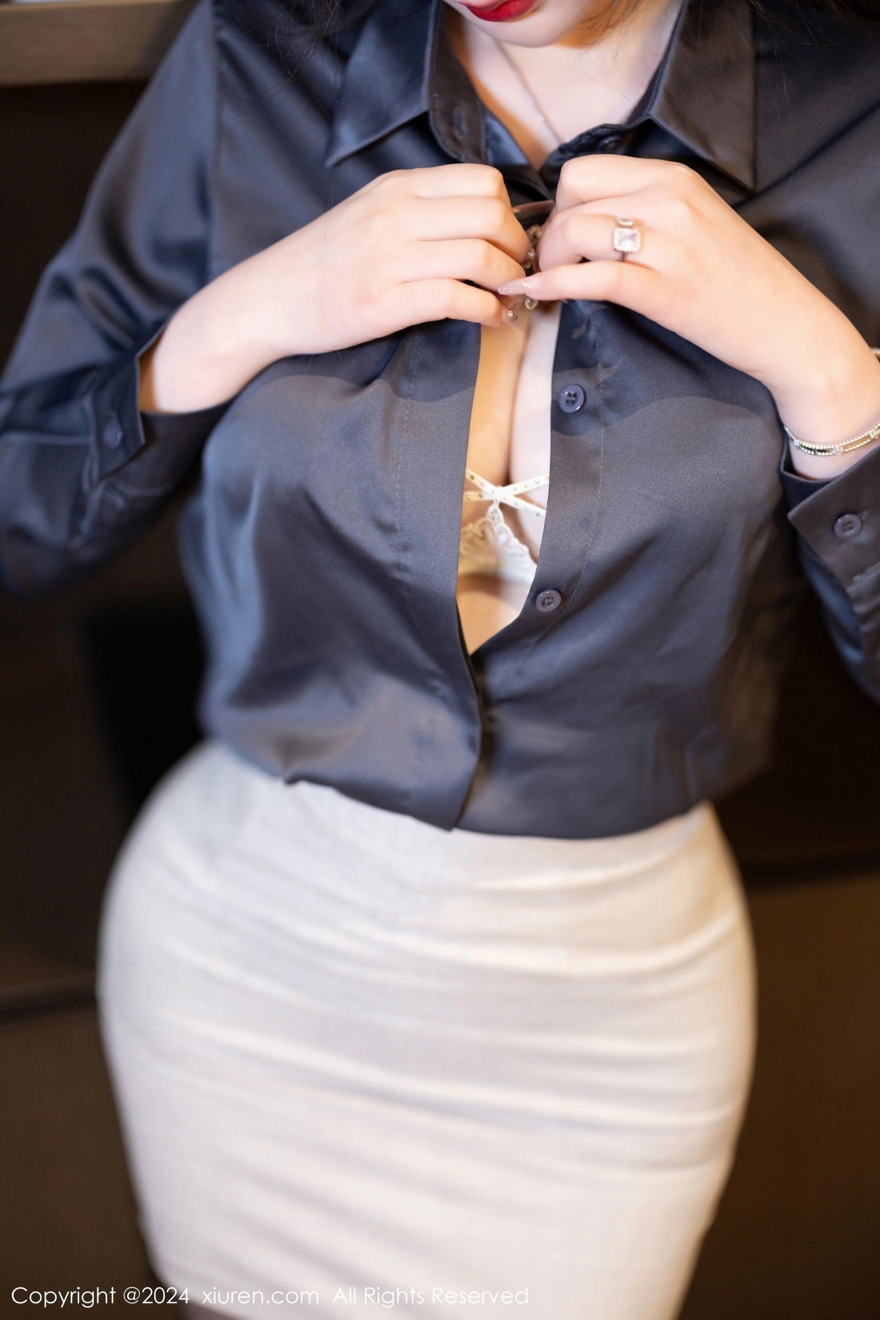 秀人网 Vol. 8126 李丽莎(22)