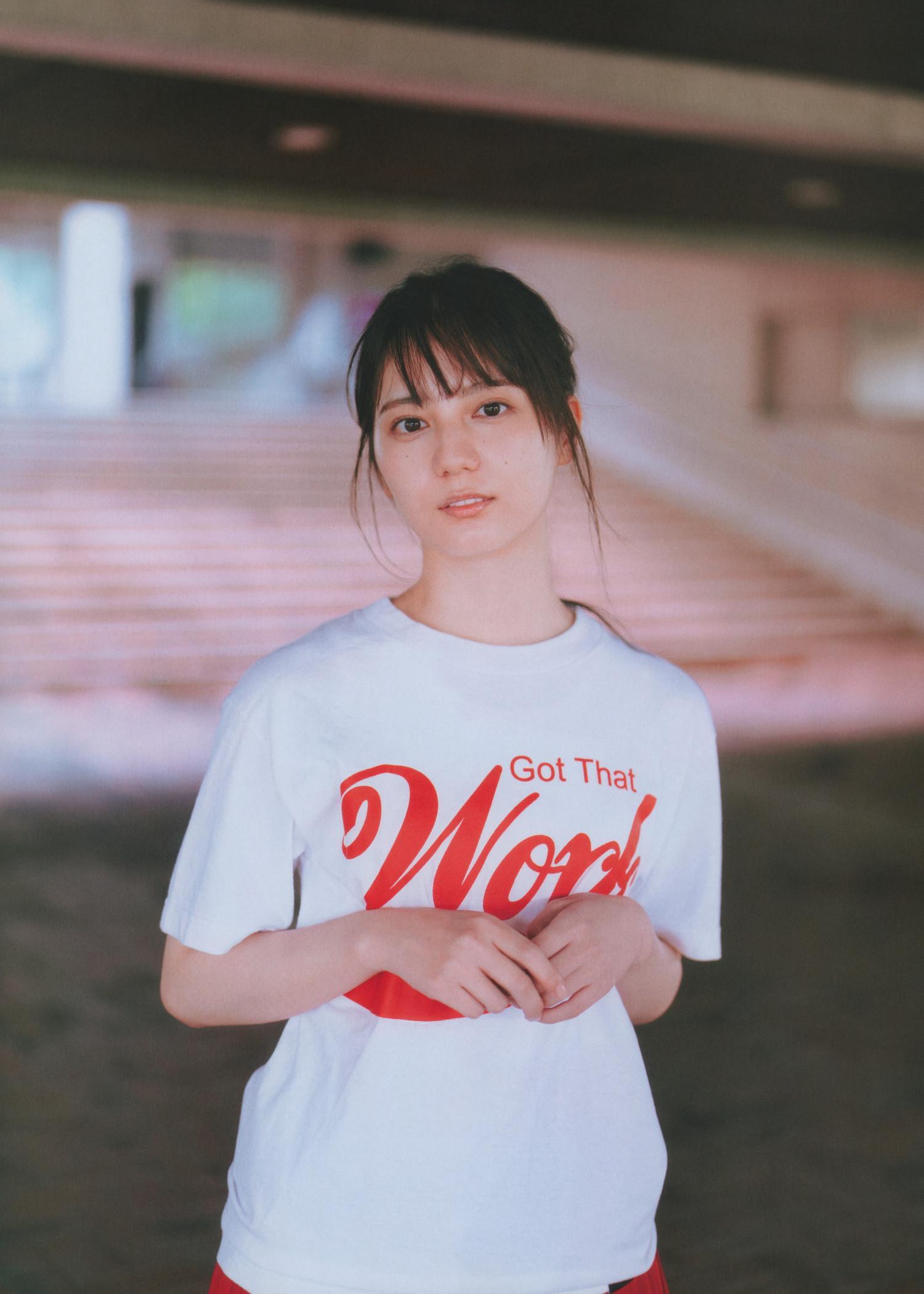 Nao Kosaka 小坂菜緒, B.L.T. 2022.11 (ビー・エル・ティー 2022年11月号)(8)