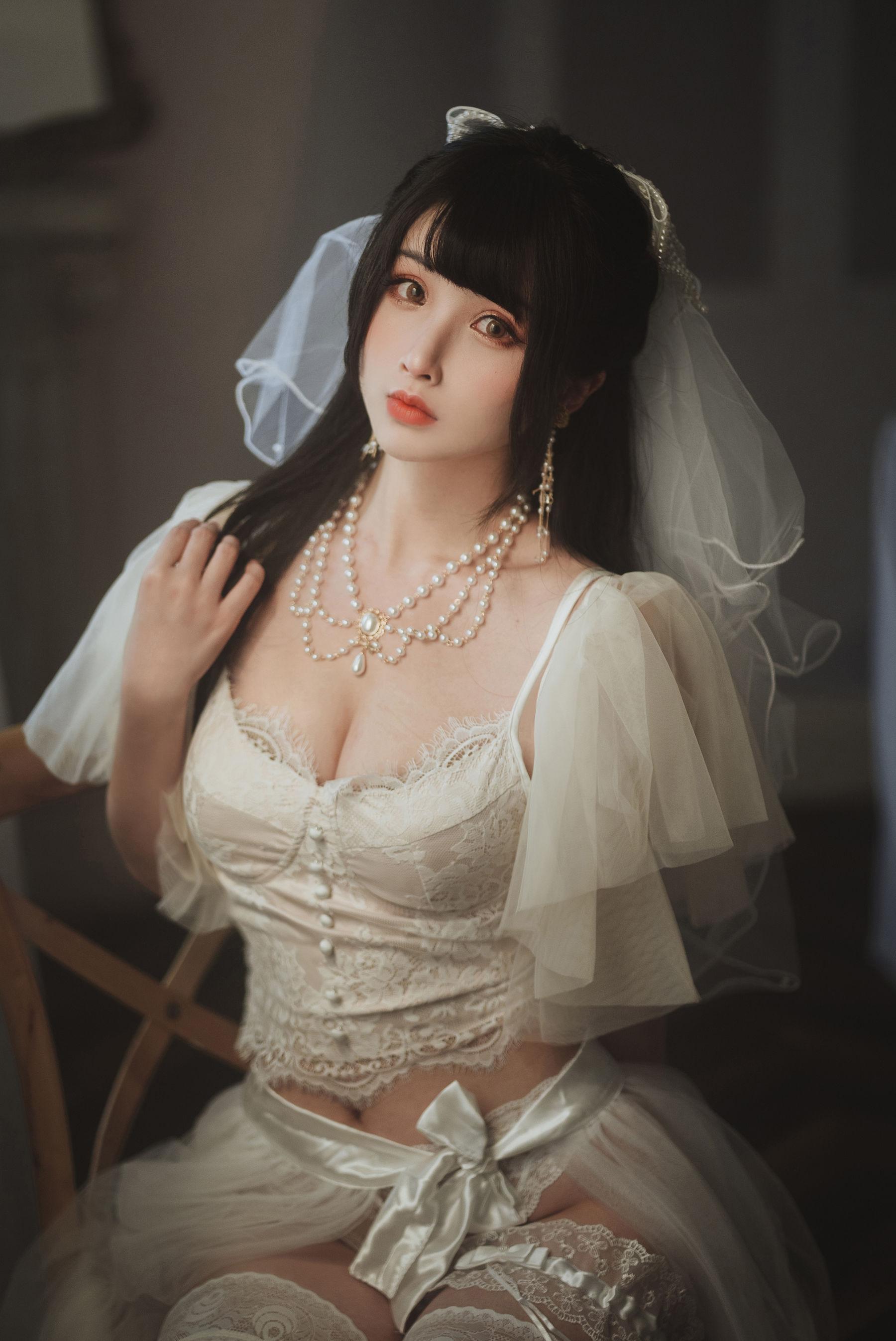 [网红COSER写真] rioko凉凉子 – 透明婚纱(13)