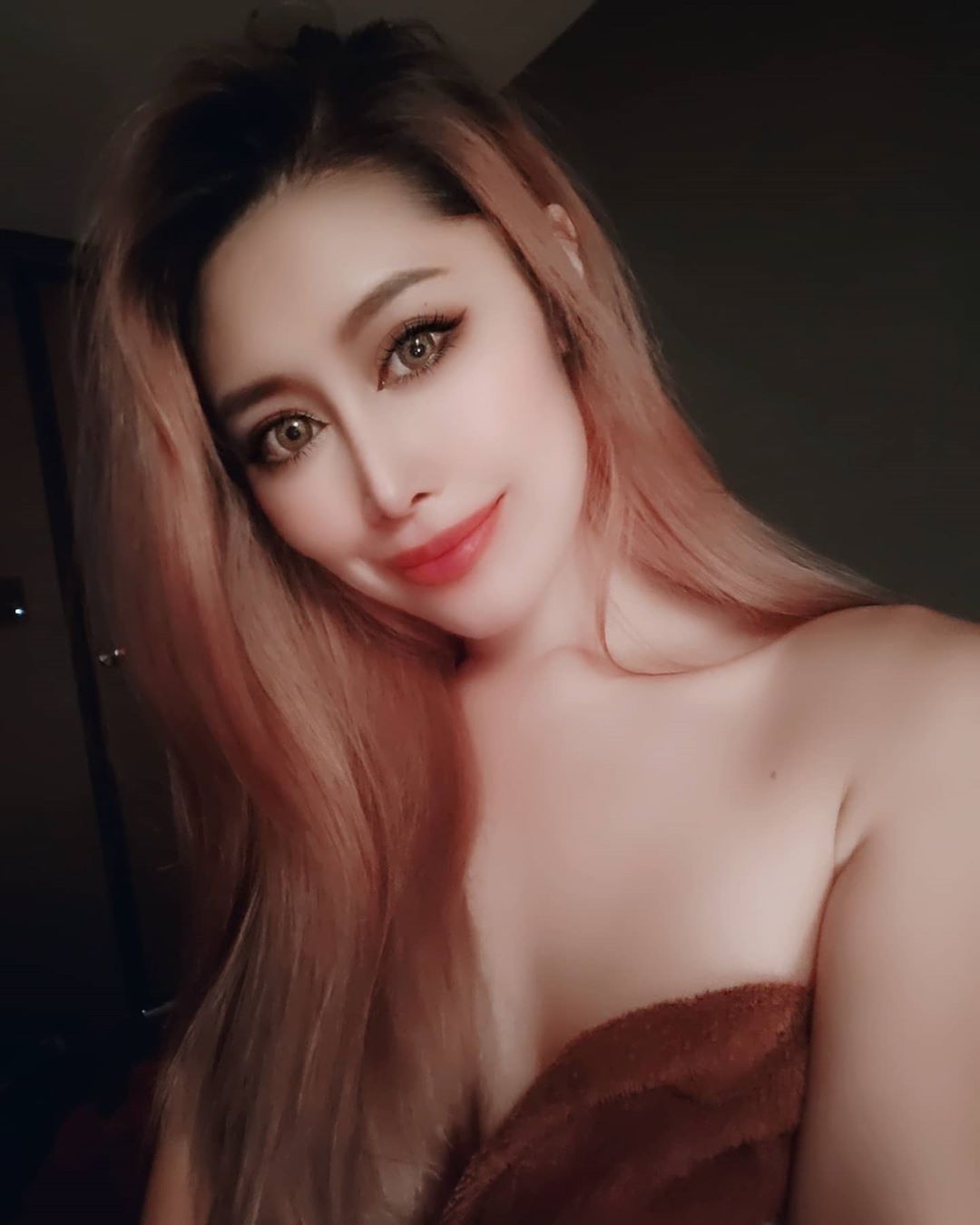 直播正妹—Rose紫嫙 daPvf1fN o - 直播正妹—Rose紫嫙