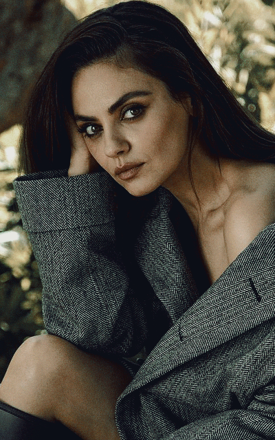 Mila Kunis Mty8PVbL_o