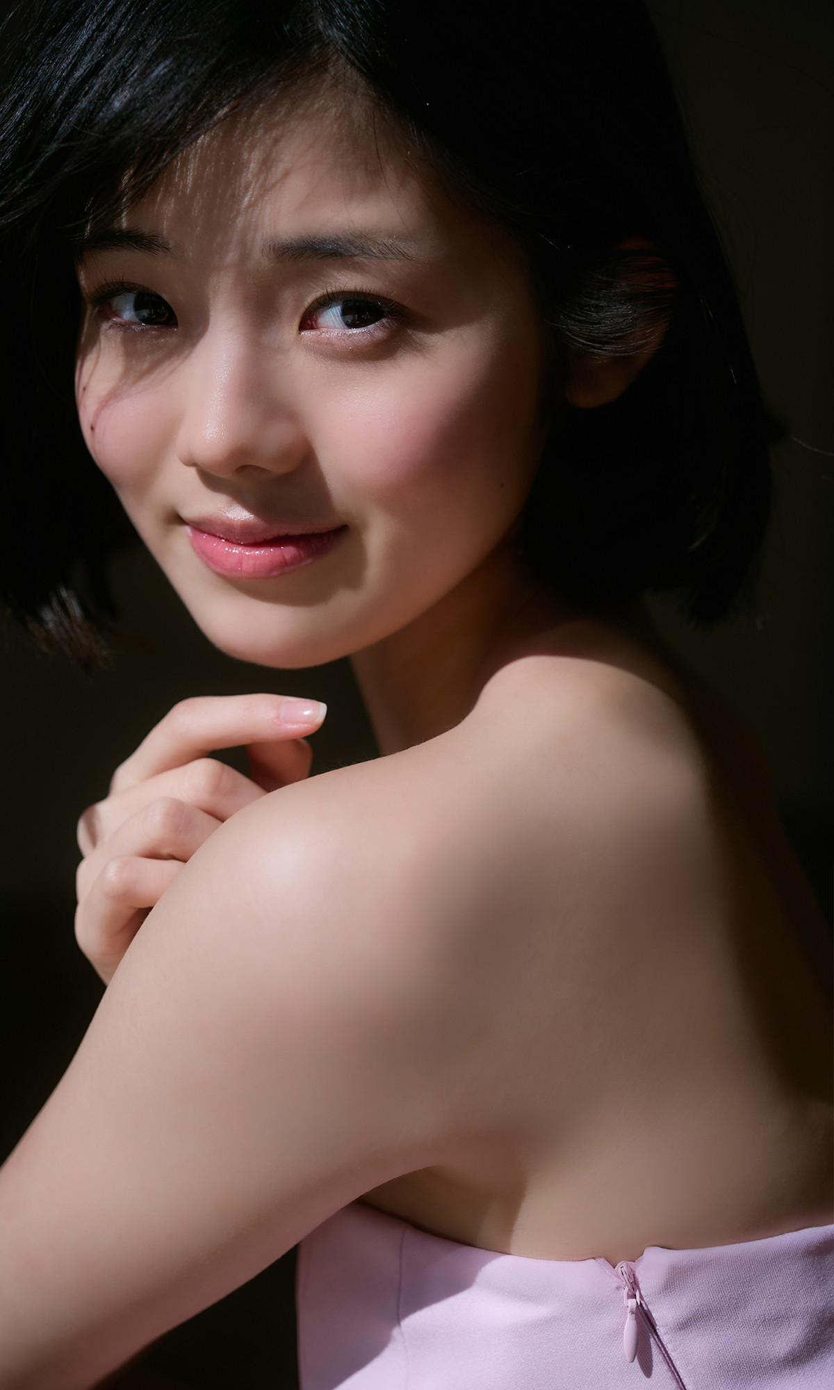 Kohaku Shida 志田こはく, 週プレ Photo Book 「琥珀色の時」 Set.01(12)