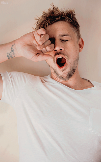 (m/libre) ○ boyd holbrook ZsjLiJVs_o