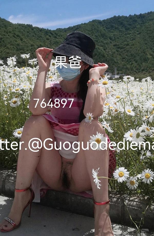 爱露出夫妻果爸果妈 心跳加速之乡下勾引老人3