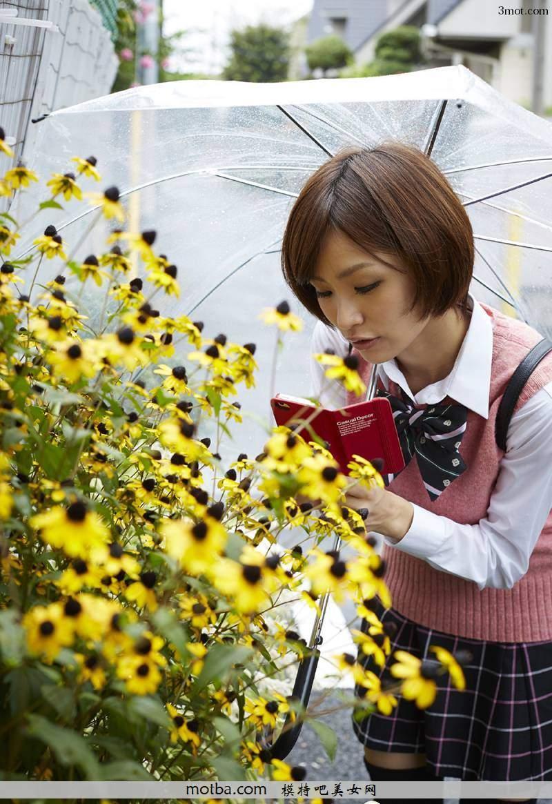 日本美女糸山千恵大胆人体艺术写真(4)