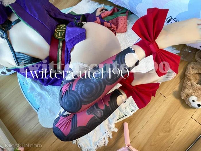 Coser@自整理福利姬: 六套合集 2024-10-22 (816 photos )(229)
