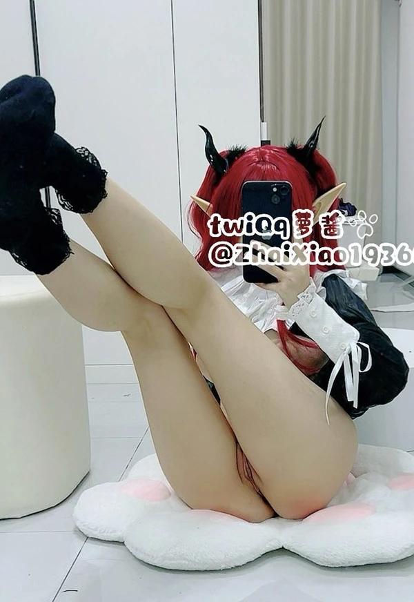 白虎福利姬@小宅酱 尺度私拍视图合集8(12)