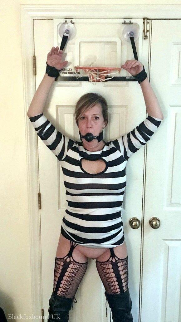 Amateur lady Meyer is gagged and restrained in various locations at home(4)