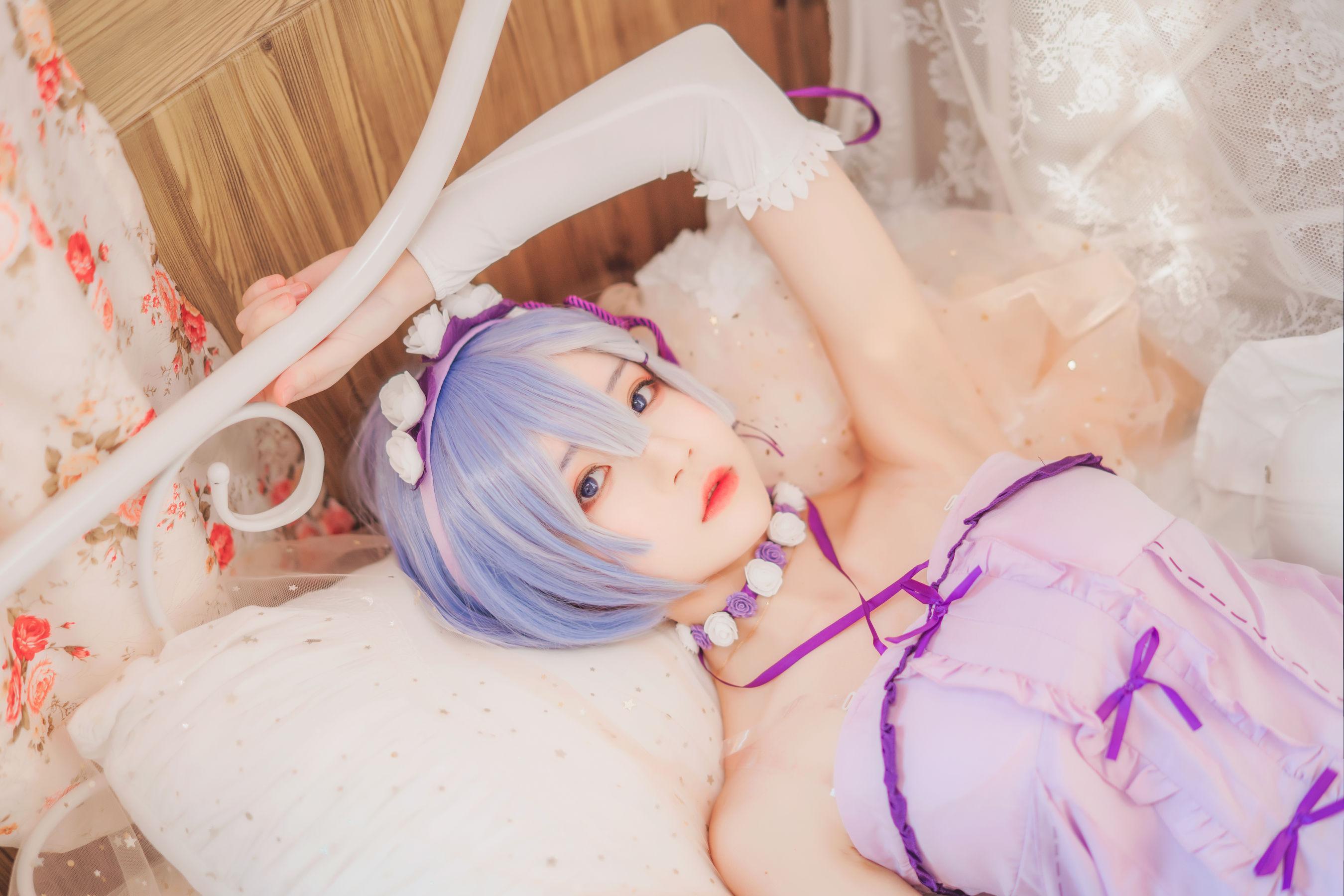 [Cosplay写真] 桜桃喵 – 蕾姆小睡裙(30)