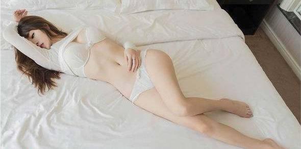 ugirls丰满女神王语纯性感内衣写真展身姿(13)