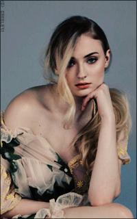 Sophie Turner QzcYGjTT_o