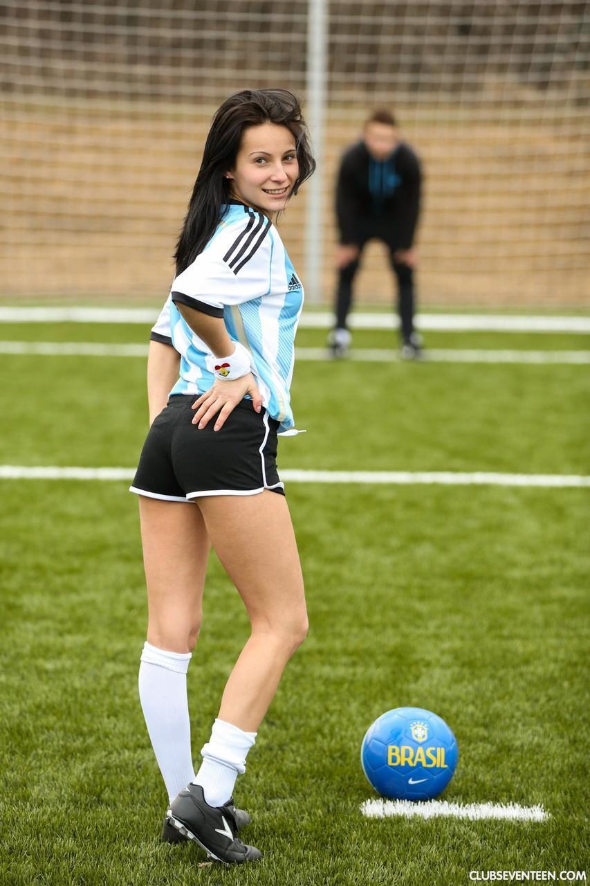 Hot Argentinian soccer player Lexy A receives a hot massage & fucks(1)