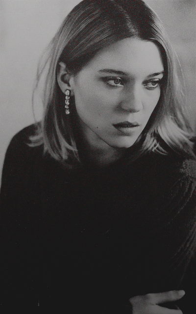 Lea Seydoux Xy7AAUUj_o