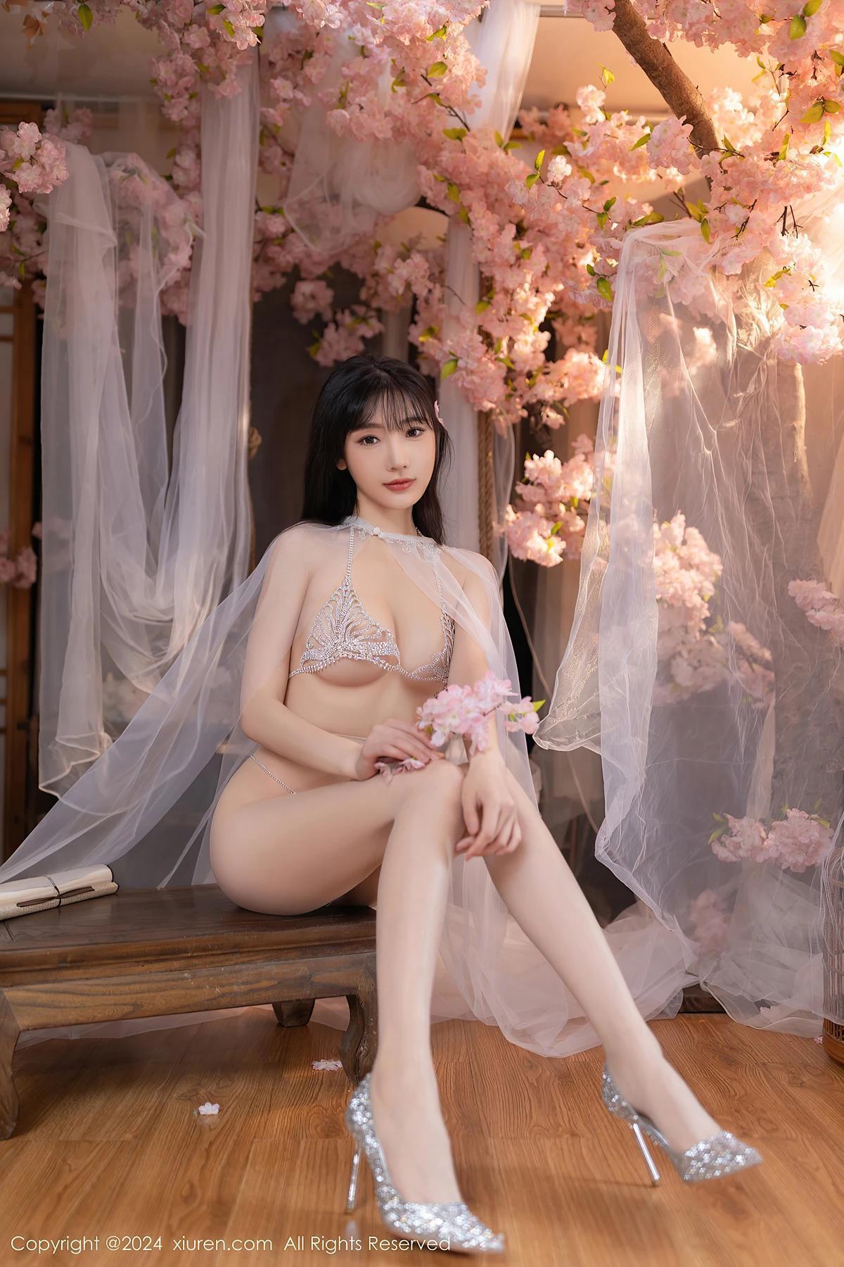 XiuRen秀人网 No.8807 陆萱萱LuXuanXuan(42)