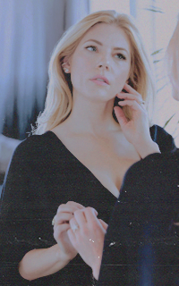 Katheryn Winnick 3t3dJUAO_o