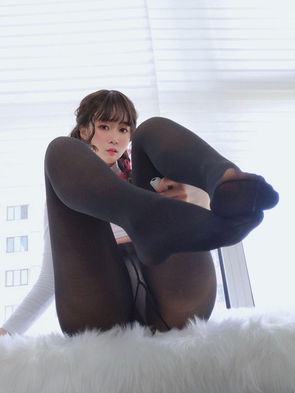 Coser @ 白银 81: 邻家 大 姐姐 的 黑丝 (45 photos)(39)