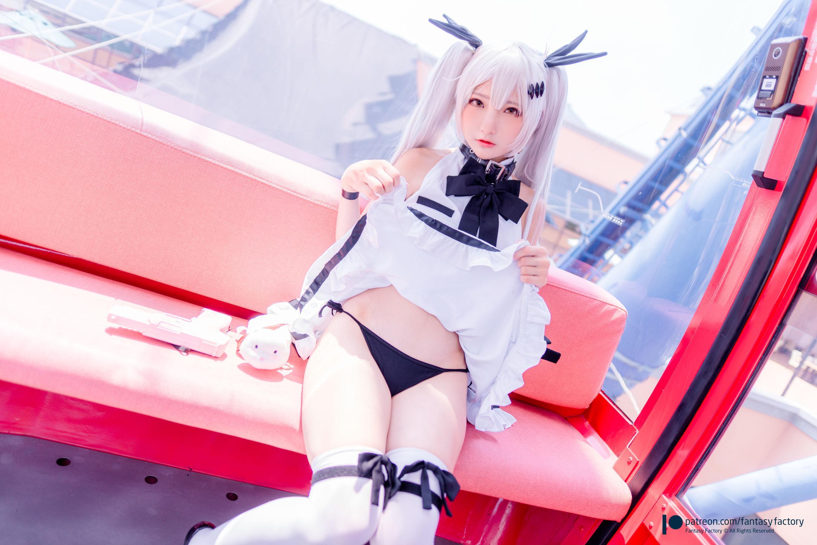 [Cosplay] 小丁 《Fantasy Factory》 黑白 薄纱 网袜 写真集(15)