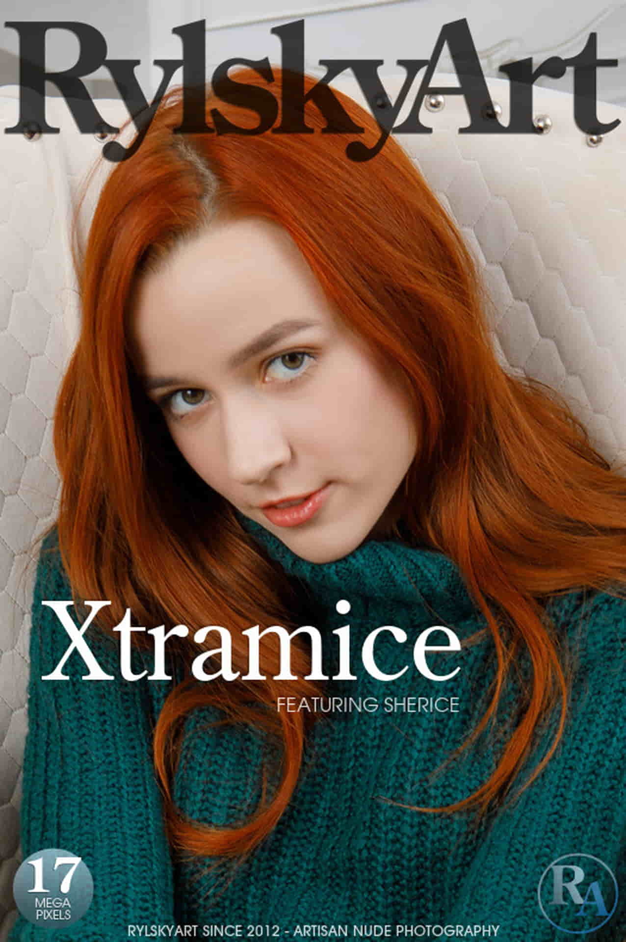 赤い髪、緑の服、色白の肌、黒い力-XTRAMICE-SHERICE