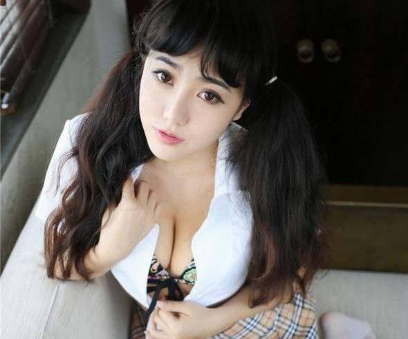 魅惑美女Manuela玛鲁娜性感写真(12)