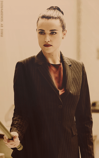 Katie McGrath M5SQxsW7_o