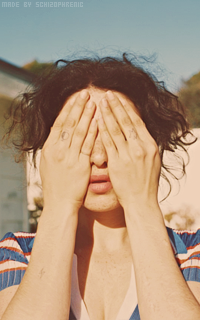 Alia Shawkat 6dMVWqVT_o