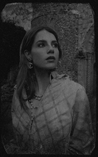 Lucy Boynton 3JMtAvjJ_o