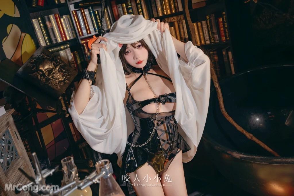 Coser@黏黏团子兔:『兔兔班车』万圣小恶魔 (41 photos )(36)