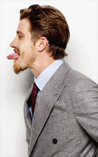 Garrett Hedlund QWlpXDxh_o