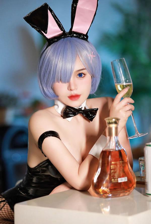 极品福利姬桃暖酱 - 雷姆兔女郎(5)