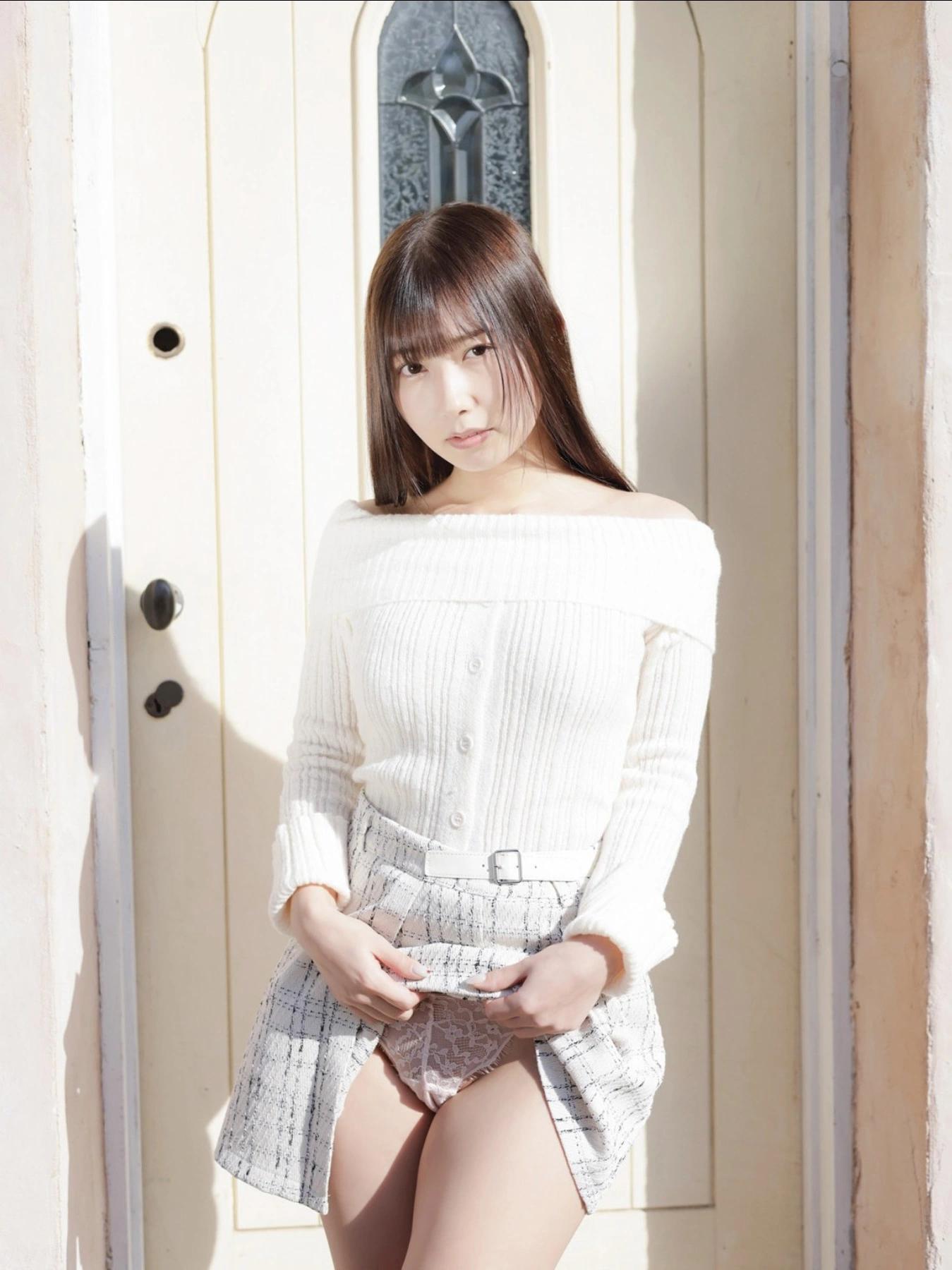 Miyu Aizawa 逢沢みゆ, FLASHデジタル写真集 脱・正統派アイドル(8)