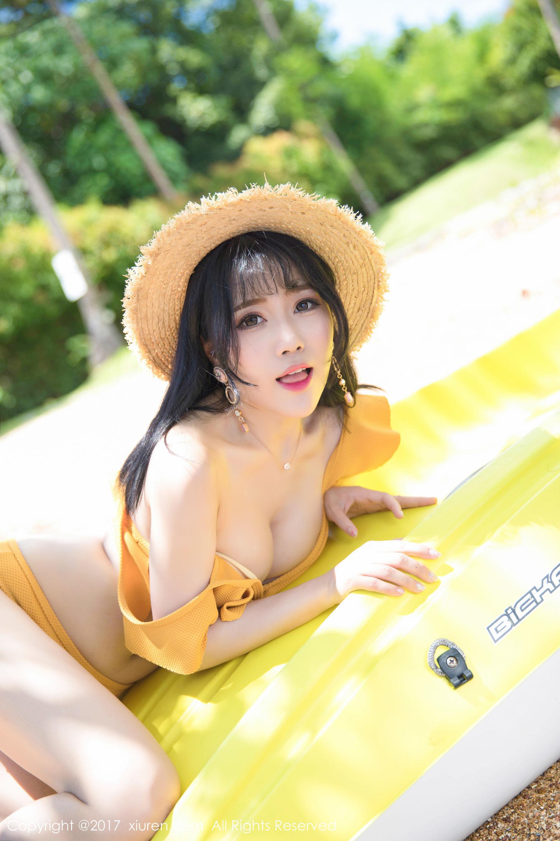 兜豆靓Youlina《田园风仙子》 [秀人XiuRen] NO.855 写真集(4)