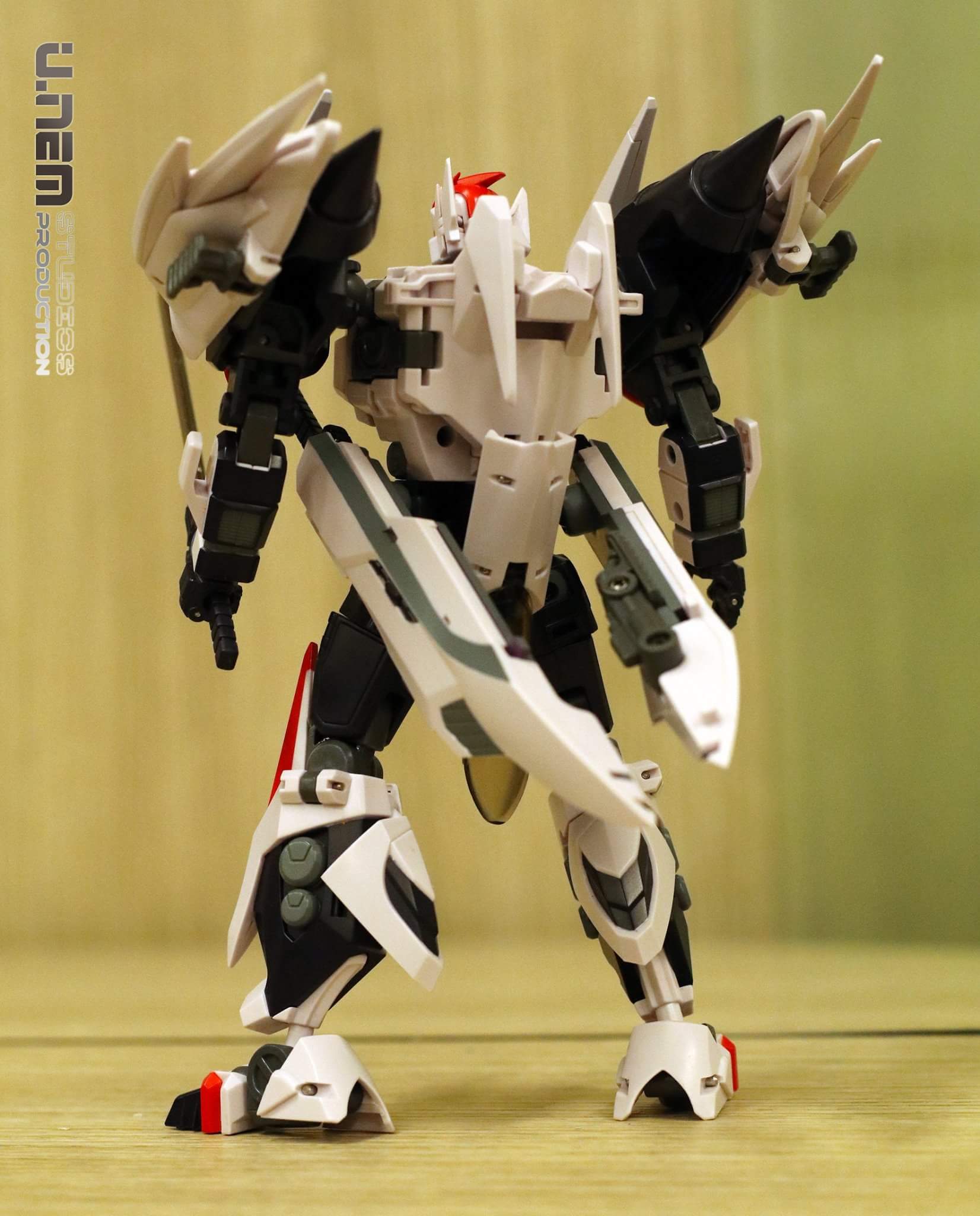 [Mastermind Creations] Produit Tiers - Reformatted R - Basé sur les BD TF d'IDW - Page 14 7BNC94In_o