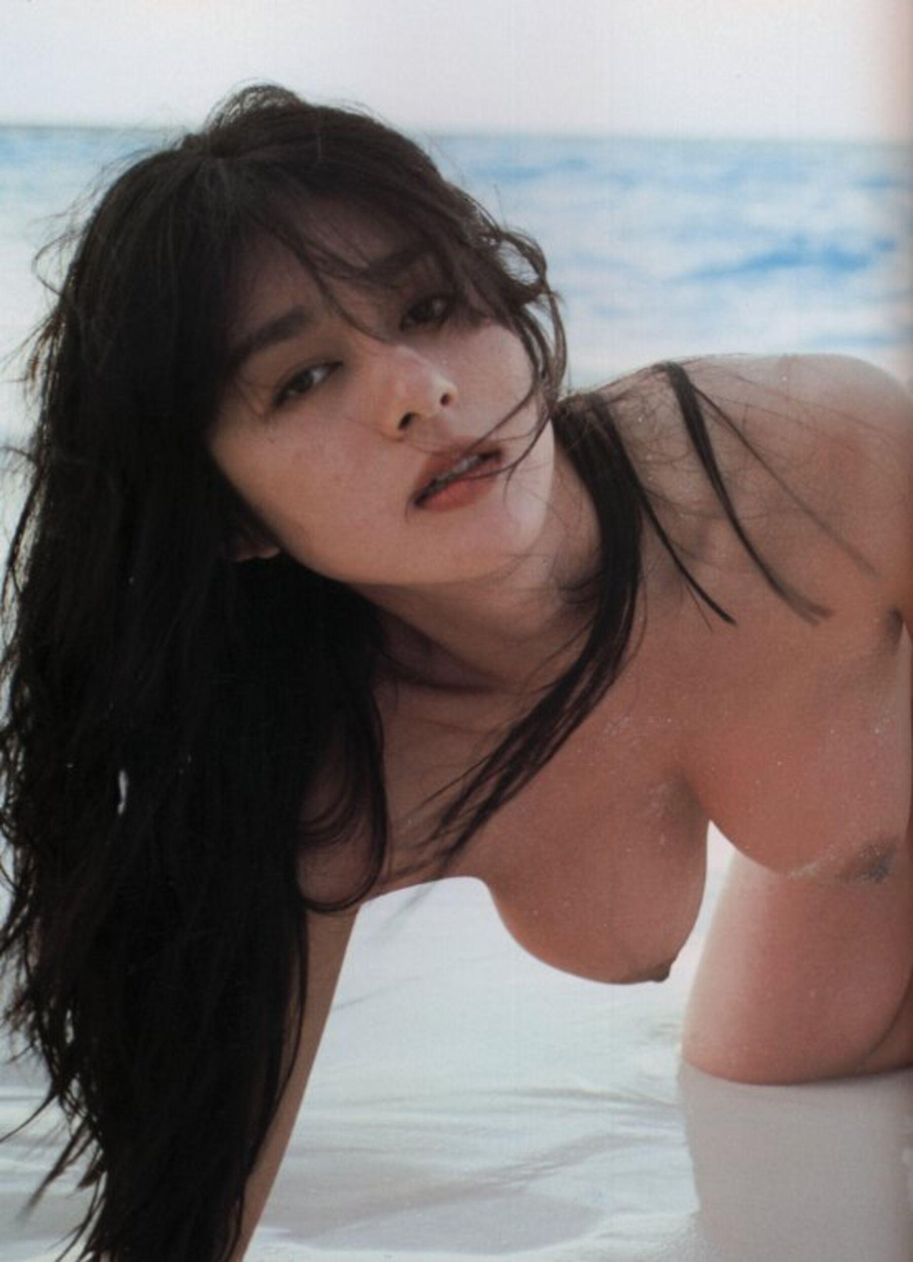 书籍扫描 Vol. 1990.5 青山知可子《热帯性気候》(6)